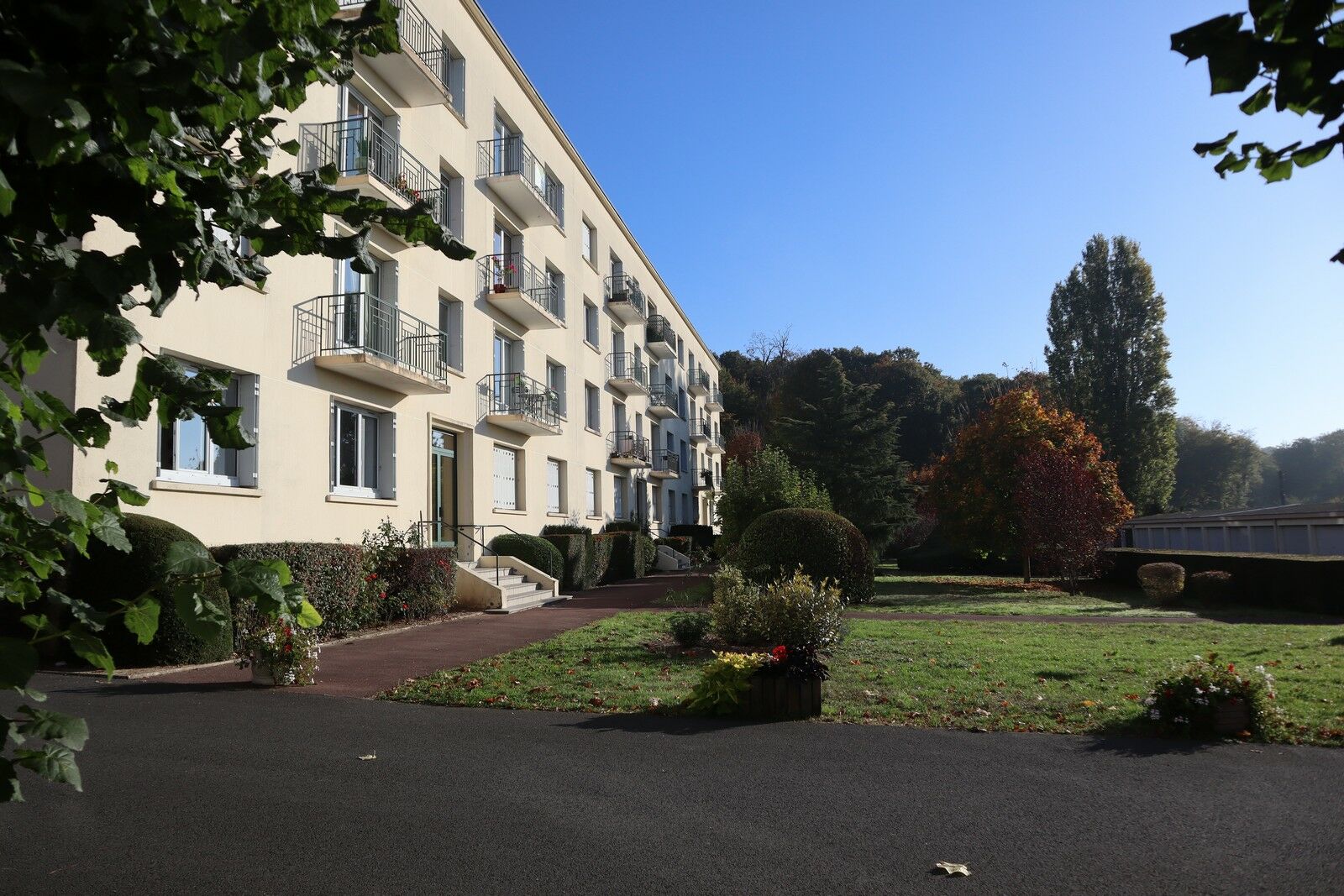 4457_11.jpg 11